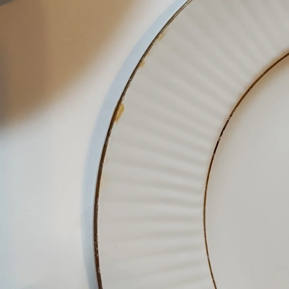 Elegant White With Gold Trim (Set Of 12) - Picture 9 of 10